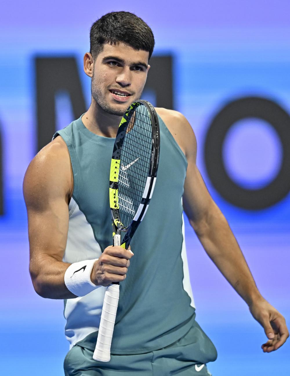 意大利网球队逆转法国网球队，阿尔卡拉斯打破历史纪录的简单介绍