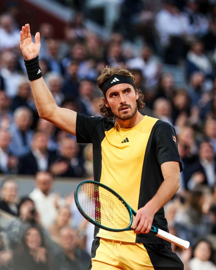 法国网球队爆冷澳大利亚网球队，西西帕斯惊艳世界的简单介绍