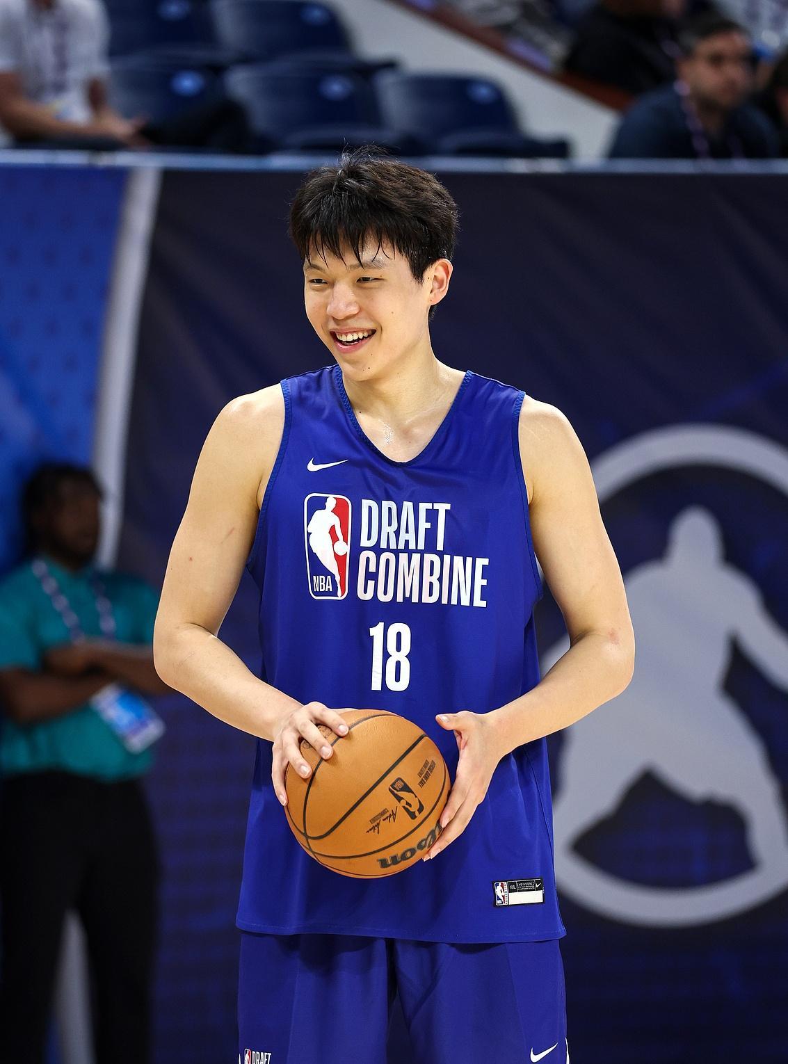 雄鹿绝地反击日本男篮,浓眉打破历史纪录的简单介绍 雄鹿绝地反击日本男篮,浓眉打破历史纪录的简单介绍