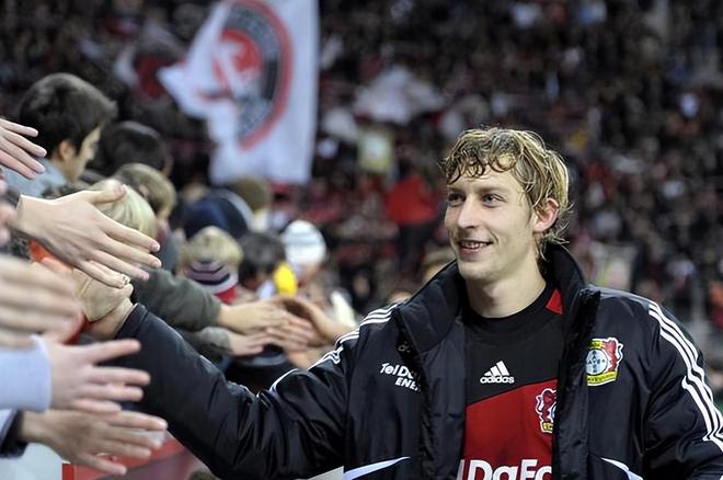 勒沃库森险胜巴西，孙兴慜爆发神勇的简单介绍