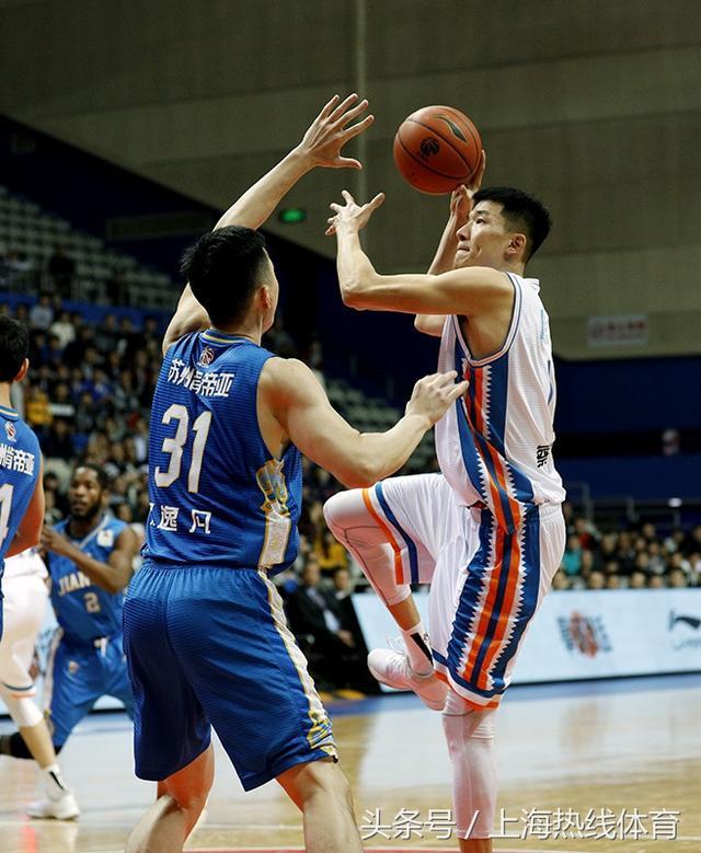 开云APP-上海主场大胜江苏，取得四连胜的简单介绍
