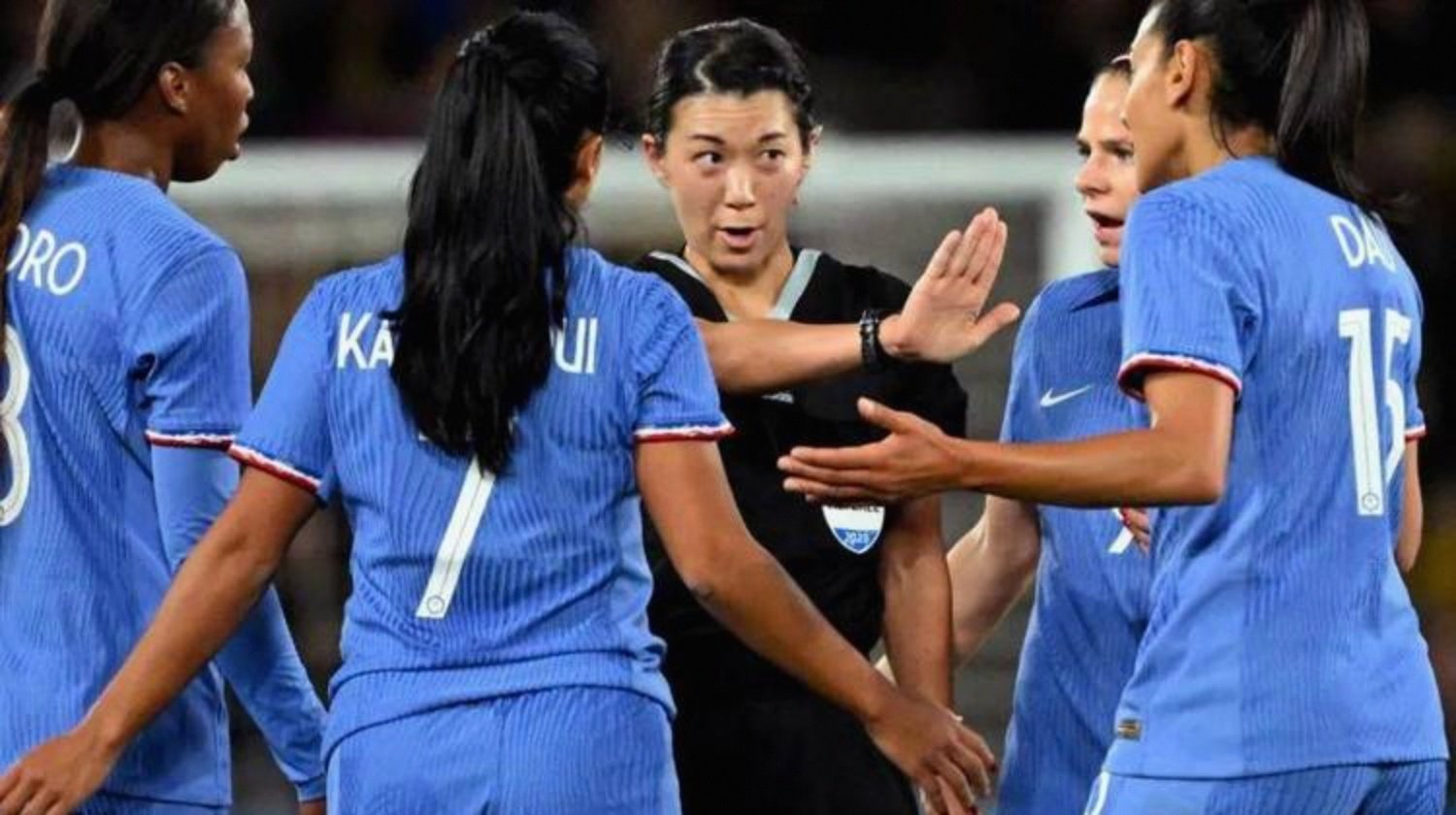 包含摩洛哥女足战胜对手，晋级冠军赛的词条