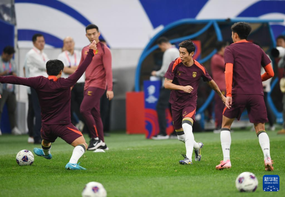 包含国家队备战氛围浓厚，全队士气高涨的词条