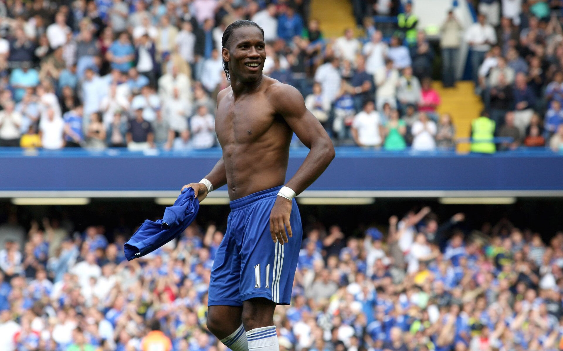 开云体育直播-那不勒斯巅峰对决智利，库尔图瓦在年度焦点之战接管比赛